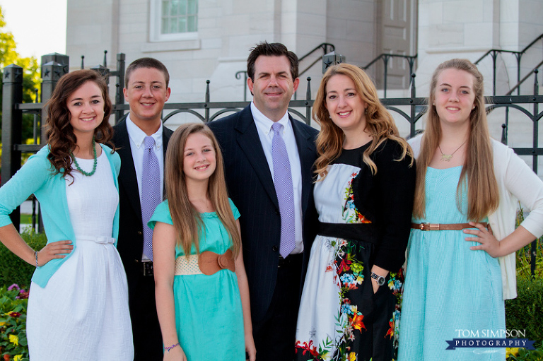 nauvoo wedding and family photography tom simpson family portraits at nauvoo temple