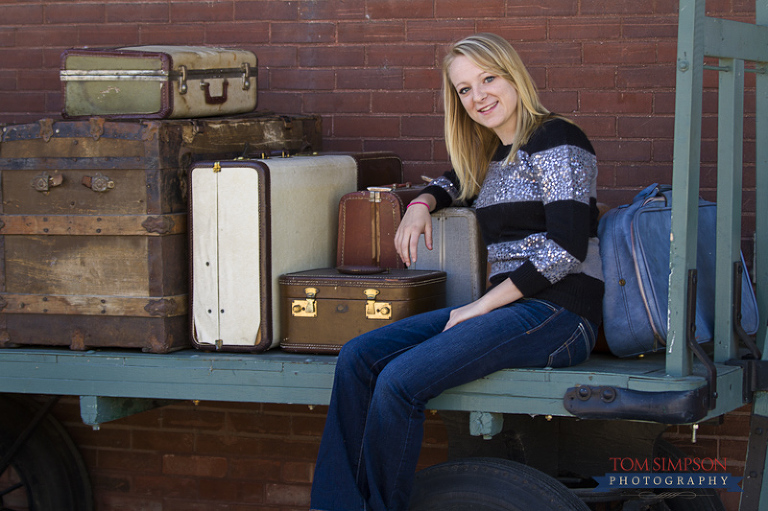 fort madison il senior portraits by tom simpson photography