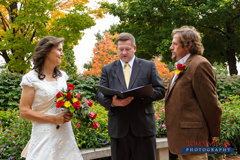 fall nauvoo weddings womens garden