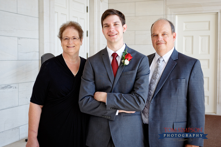 nauvoo temple wedding photography groom with parents
