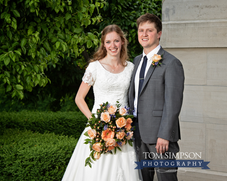 nauvoo lds temple wedding photographer