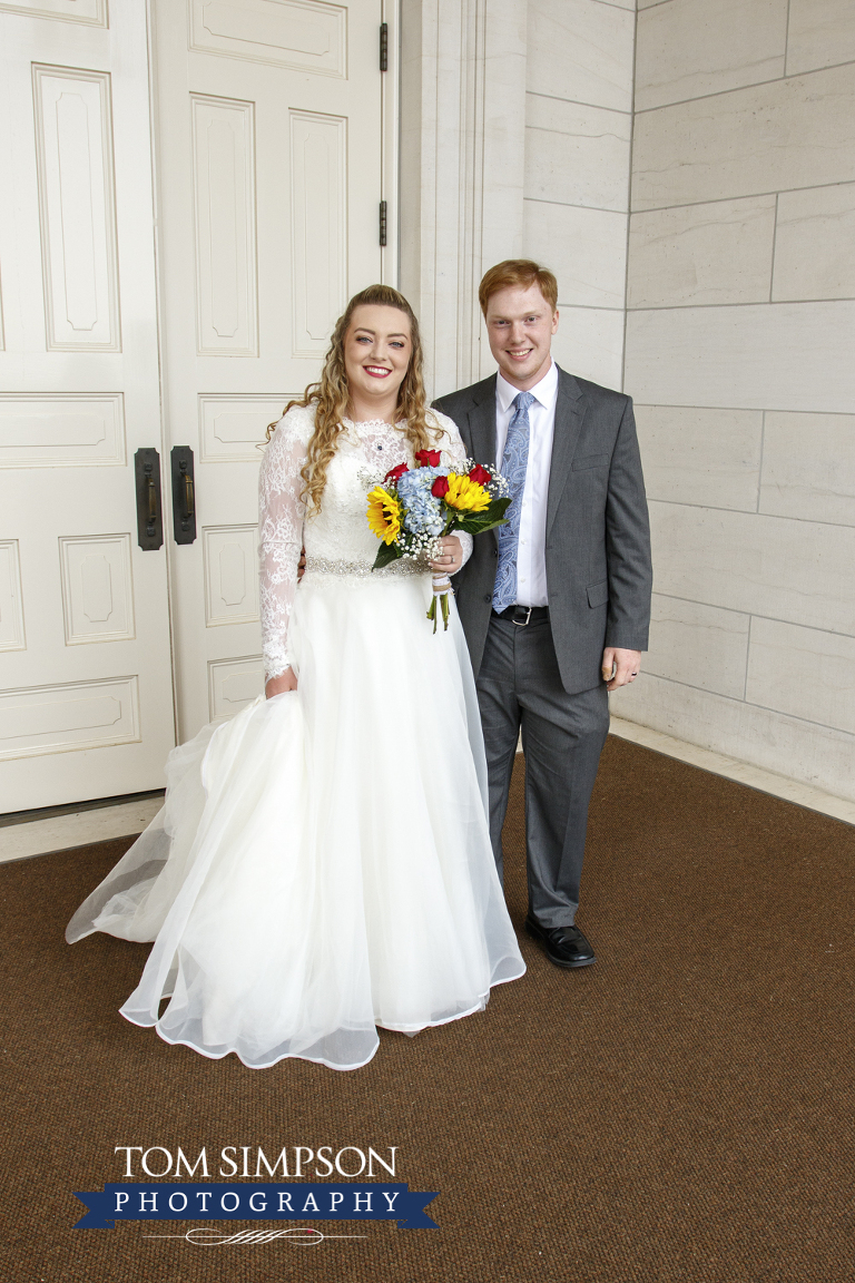 bride and groom nauvoo temple doors