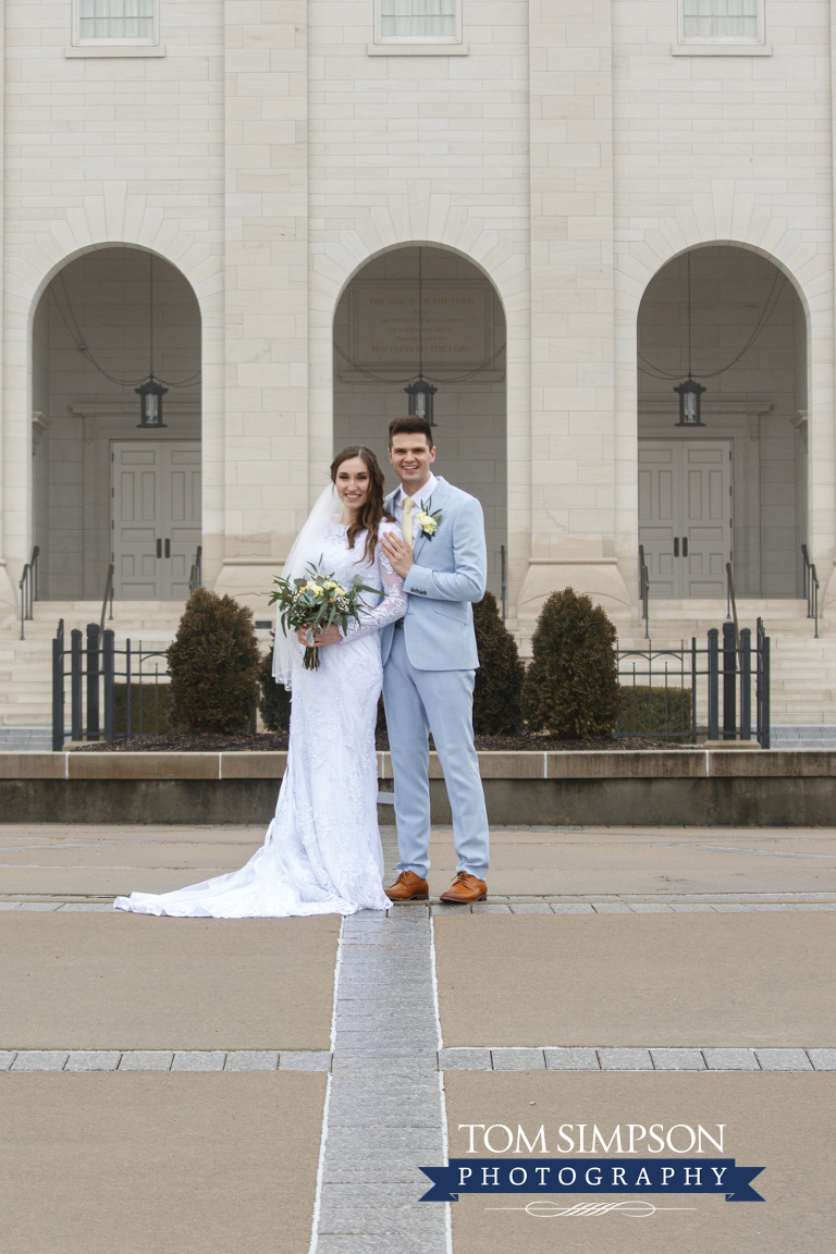 nauvoo temple arches bride groom