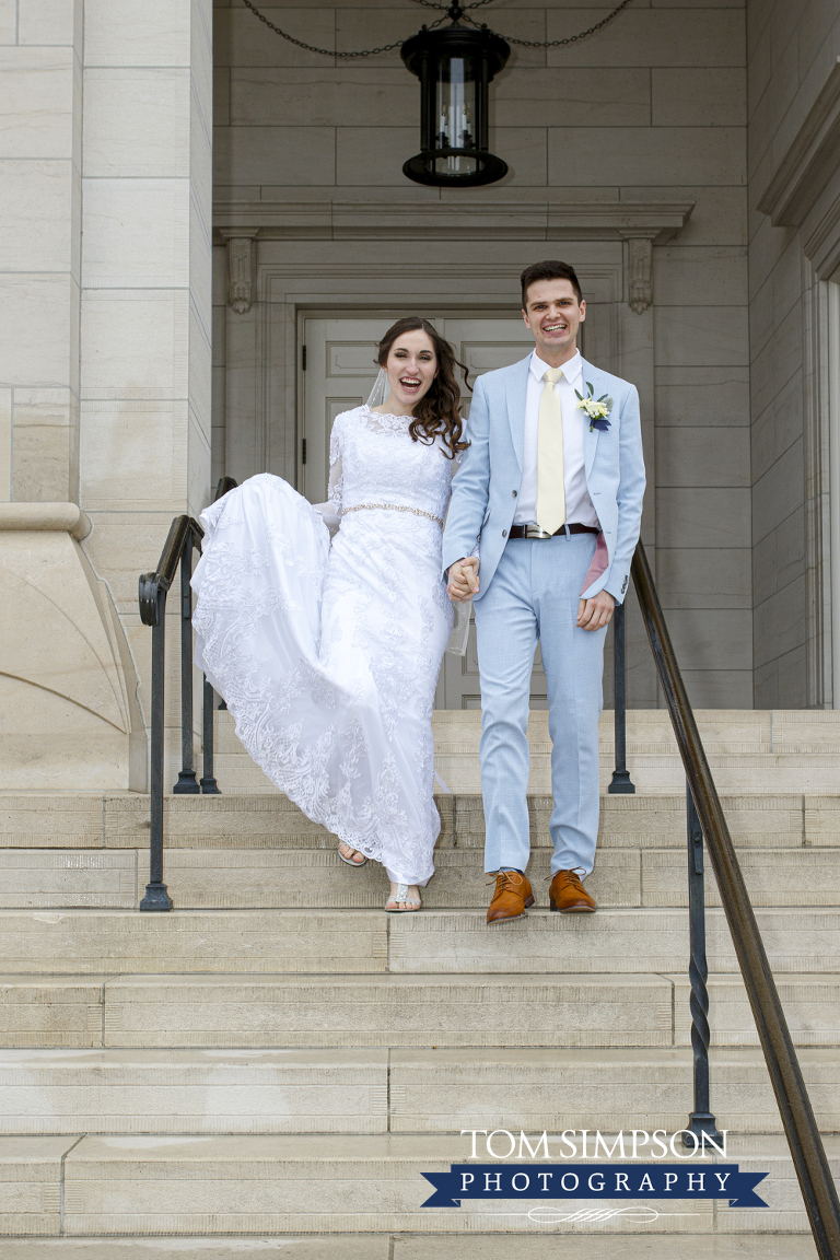 bride groom nauvoo temple steps